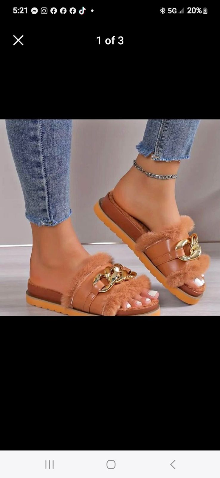 NWT Womens Fuzzy Slippers W Chain 9