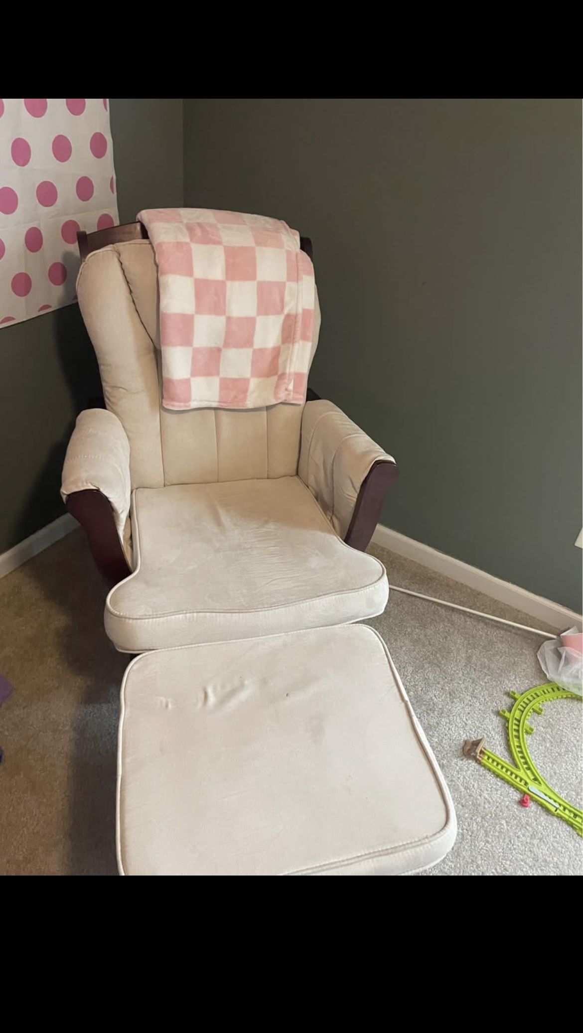 Rocking Chair 