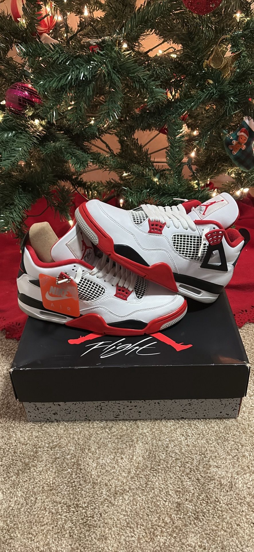Jordan 4