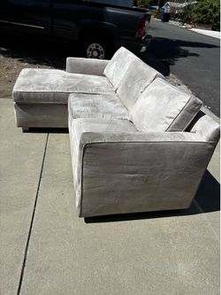 Free Sofa