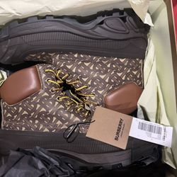 Burberry Arthur Ankle Men Boots Size 12