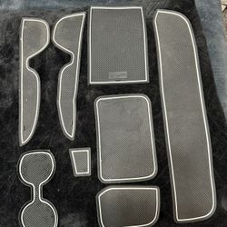 Toyota Rav 4 non-slip Inner Door Slot Set 