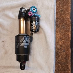 2025 Fox Factory X2 SHOCK