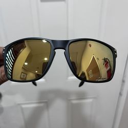 Oakley Holbrook Sunglasses XL New In Box