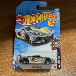 CORVETTE C8 R Hotwheels