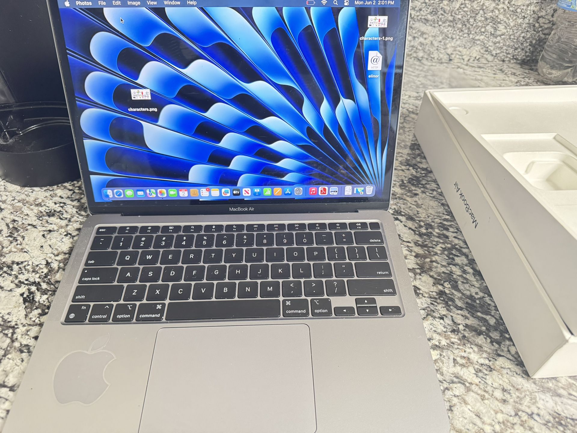 MacBook Air (M1, 2020) – Excellent Condition! 🚨 Ready for a new owner – FAST, CLEAN, and RELIABLE!