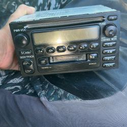 Toyota Camry 2001 Radio