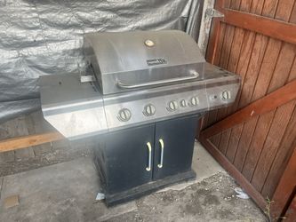 Grill in Stainless Steel with Side Burner 