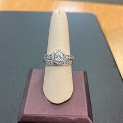 14KT White Gold Diamond Wedding Set