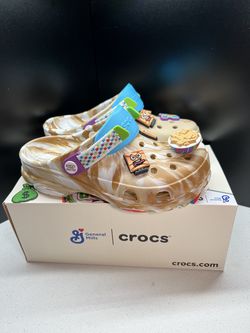 Crocs Classic Clog Cinnamon Toast Crunch (GS) Size 6y Meet Ups at Durango Casino 🎰 or IKEA
