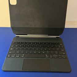 Apple Magic Keyboard 