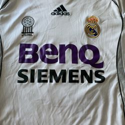Signed Real Madrid David Beckham Jersey for Sale in Westbury, NY - OfferUp