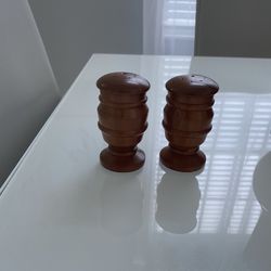 Sets Of Salt And Pepper Shakers 