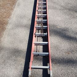 Louisville 24 Foot Ladder 