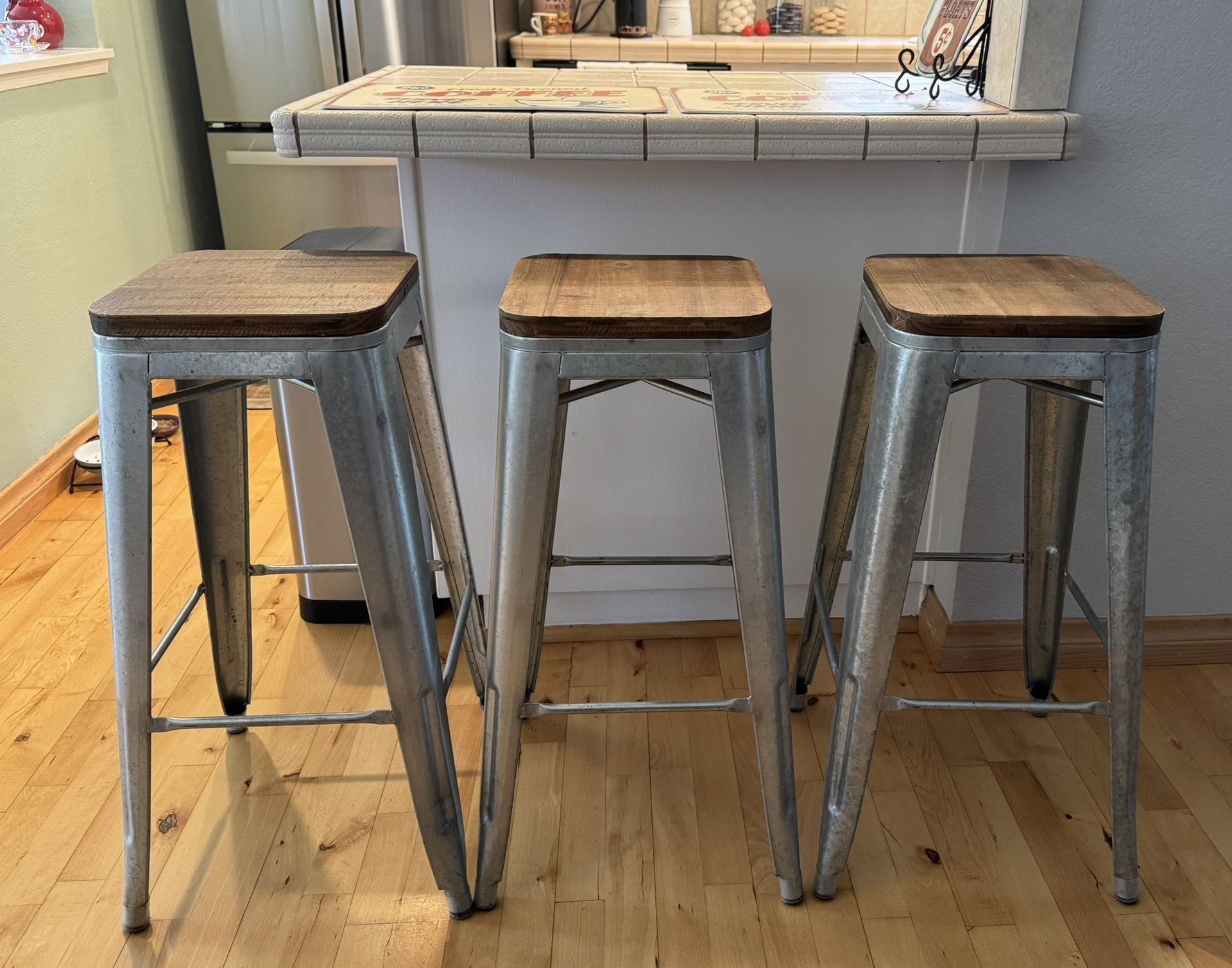 Farmhouse Metal Bar Stools