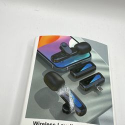 Wireless Lavalier Microphone for iPhone Lightning Dual Mic Clip-On Set