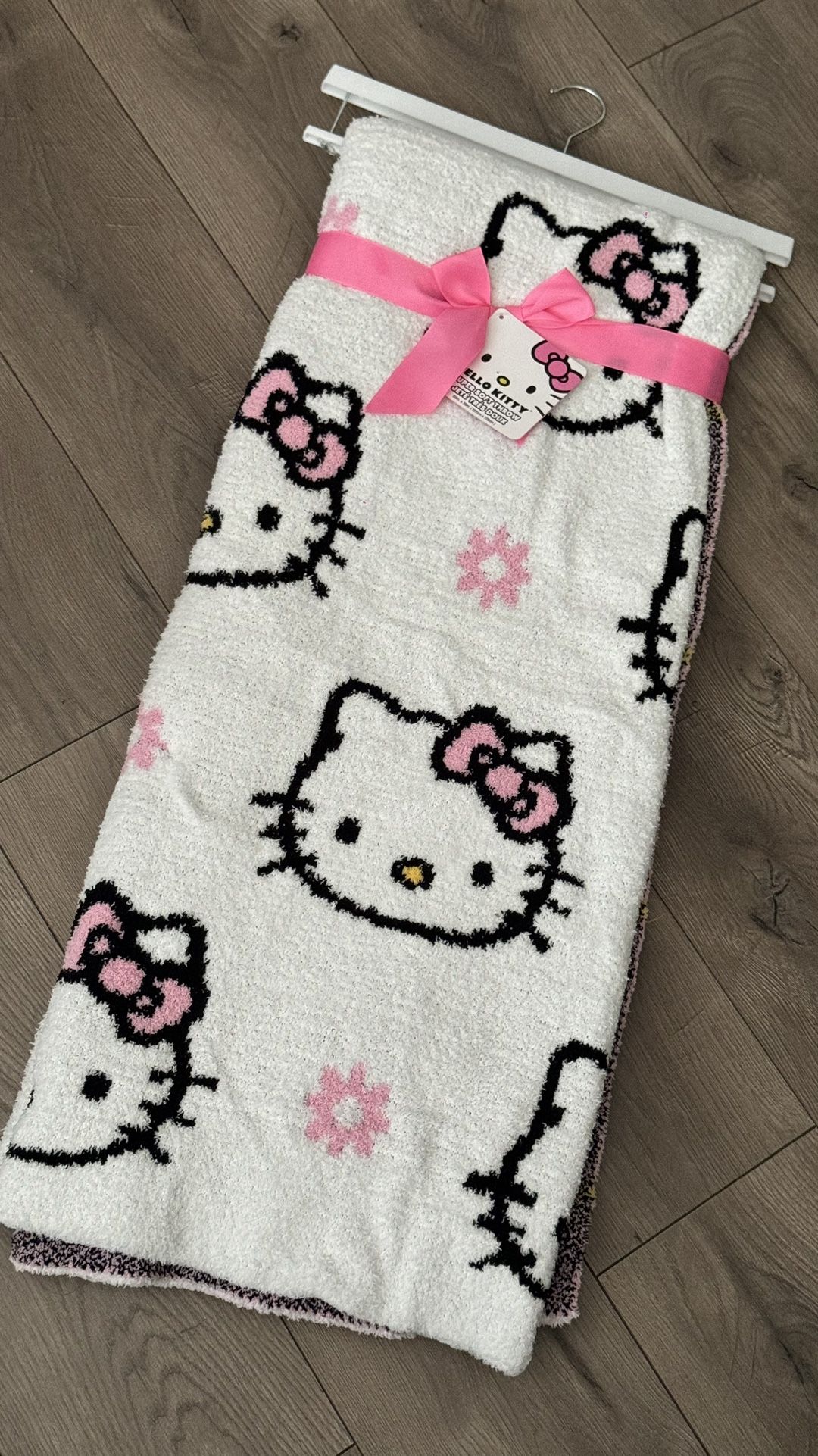 Hello Kitty Blanket