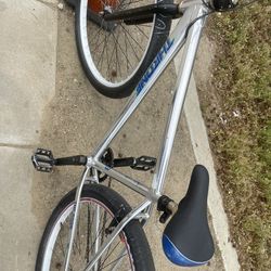 Throne the goon 29 chrome /blue