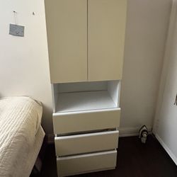 Clóset Two Doors And 3 Drawers