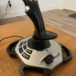 Logitech Extreme 3D Pro Joystick Computer Gaming