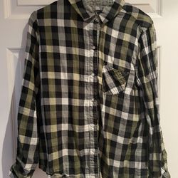 Women's Long Sleeve Button Down Shirts. Size Large. 100% cotton.
