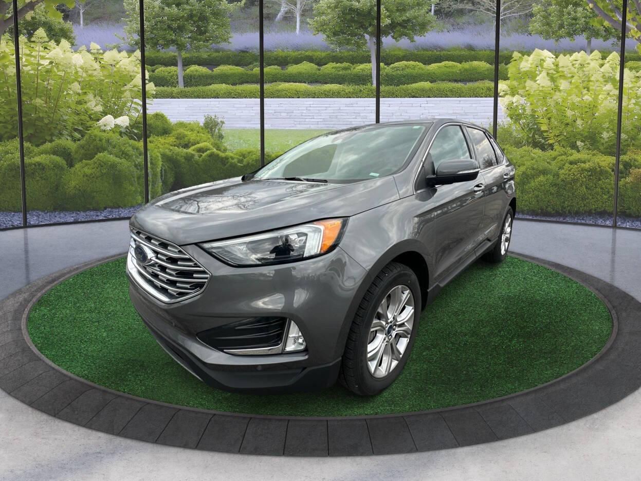 2022 Ford Edge