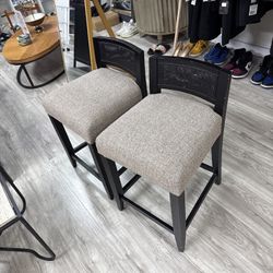 Meridiano Italian Bar Stools – Set of 2 (Good Condition) ✨ Retail: $1,200+ per pair