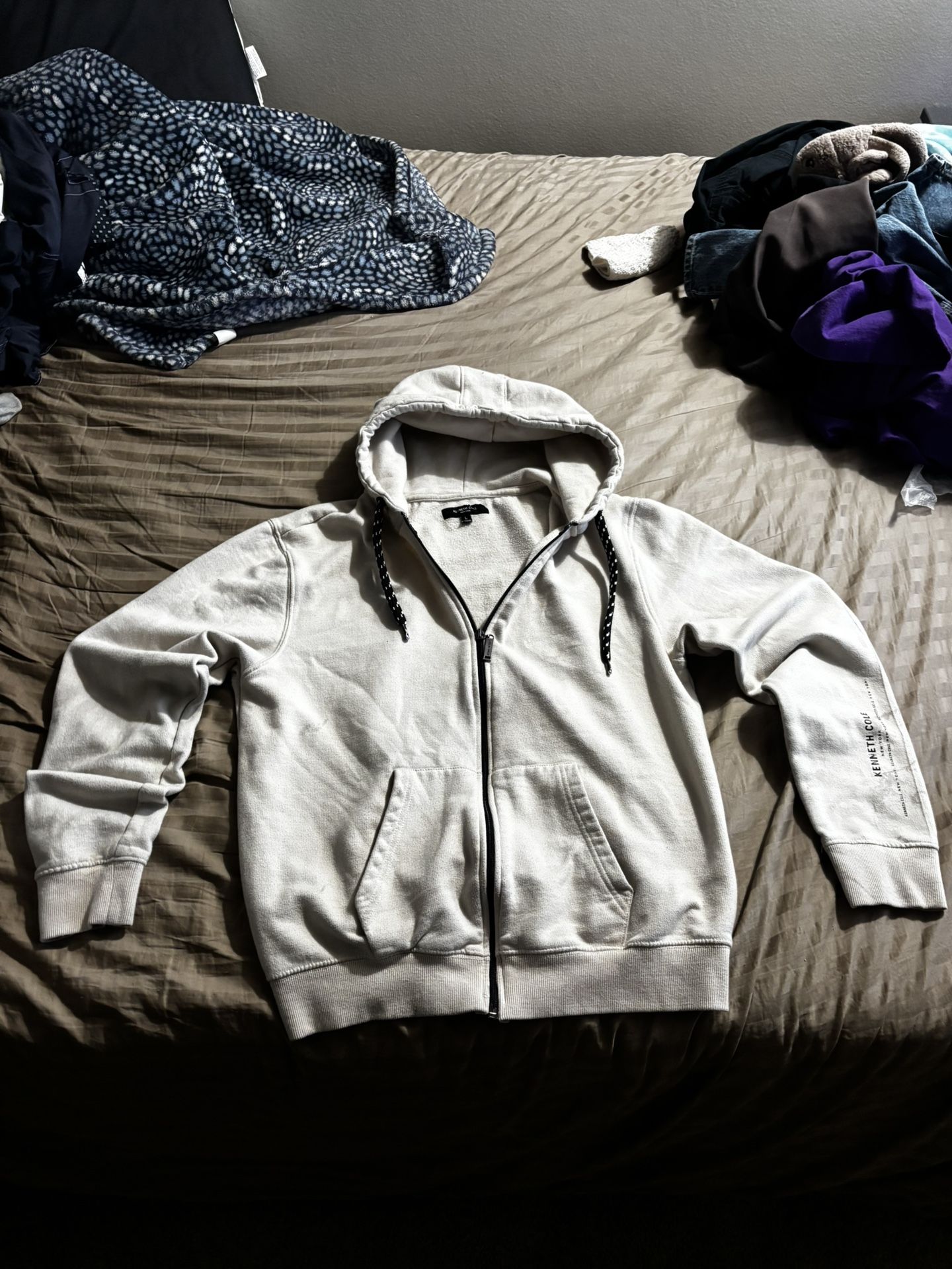Kenneth Cole hoodie XL
