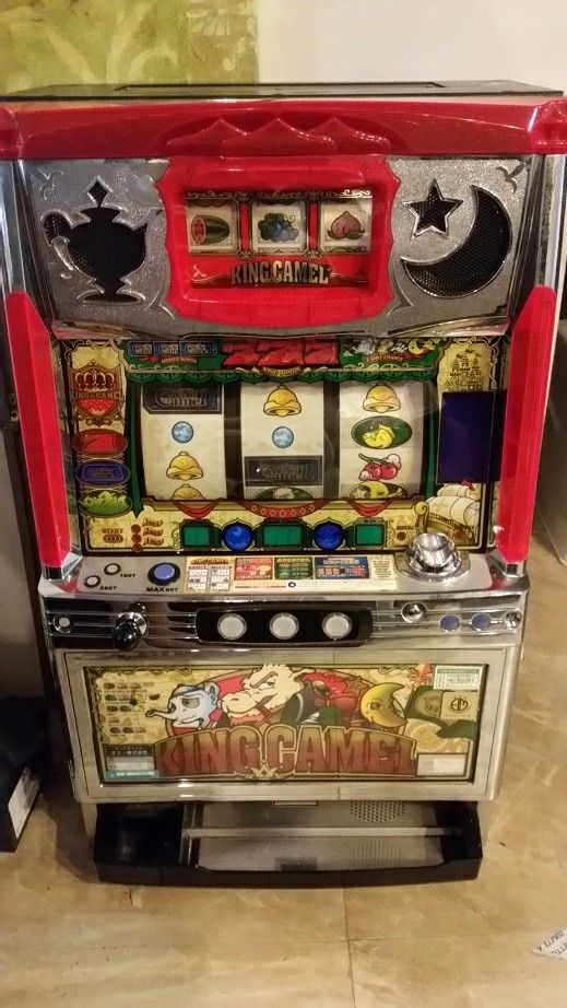 Japanese FULL SIZE Pachislo Skill-Stop Slot Machine King Camel 6-Roller SUPERB+!