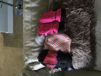 Girls winter accessories