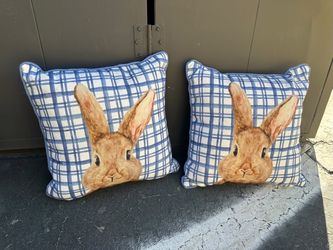 Bunny Plaid Throw Pillows – Set of 2
