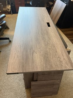 WOOD DESK TOP AND OTHER PIECES