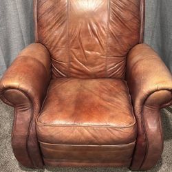 Leather Recliner Vintage look Well loved!