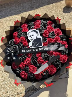 Michael Myers Theme Bouquet 75 Artificial Roses Ramo Halloween Gifts Flowers 
