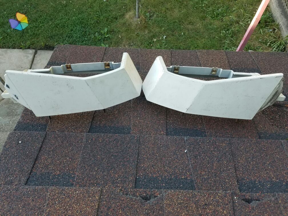 1983 - 1986 Monte Carlo SS tail lights housing