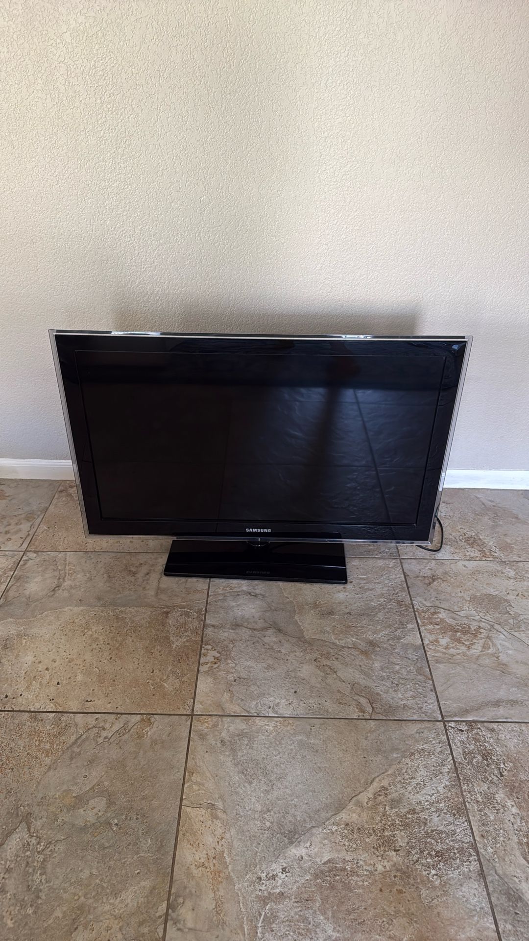 43” Samsung