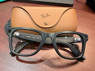 Ray Ban Meta (Gen 2) Wayfarer brand new, never registered with Meta