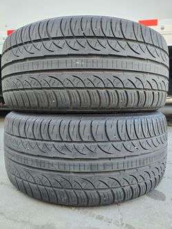 (2) 265 40 20 Pirelli Tires