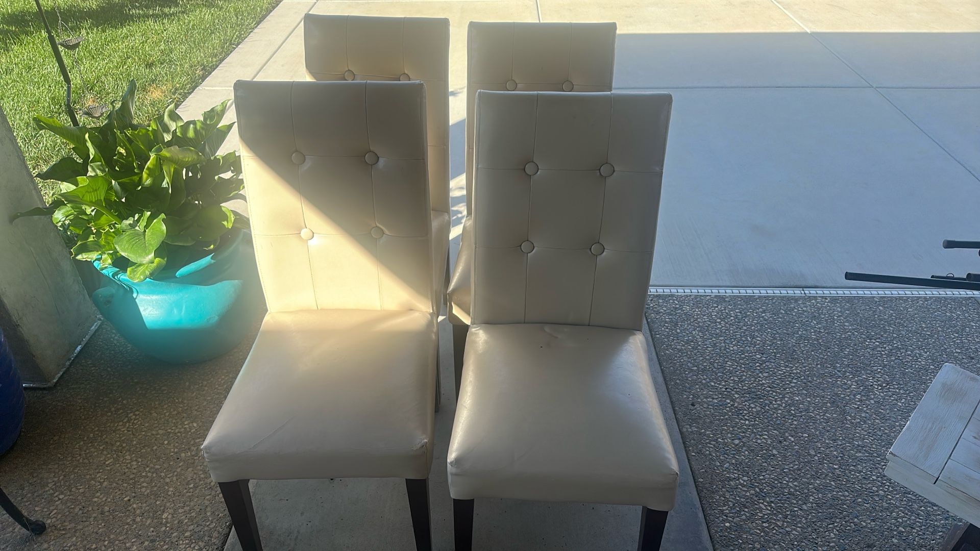 Used Dining Table Chairs