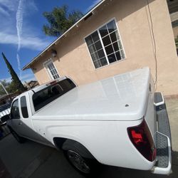 2012 Chevy Colorado Extended “SnugTop” Cover W/hardware