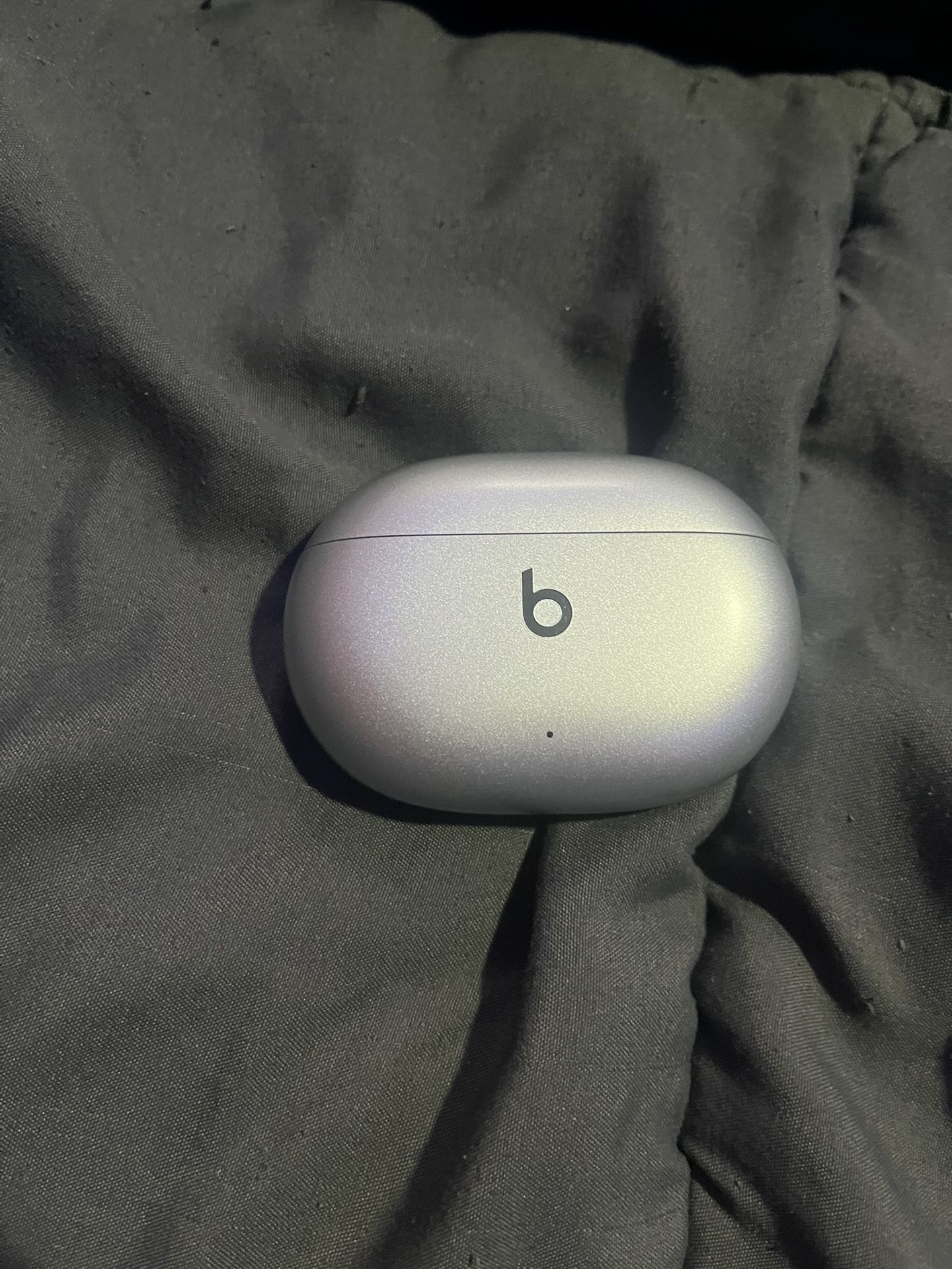 Silver Bluetooth Dr.Dre beats