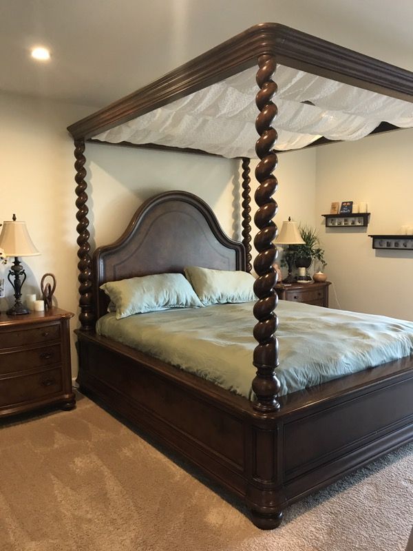 Cal King Thomasville Ernest Hemingway Old Havana Poster Bed For Sale In San Diego Ca Offerup