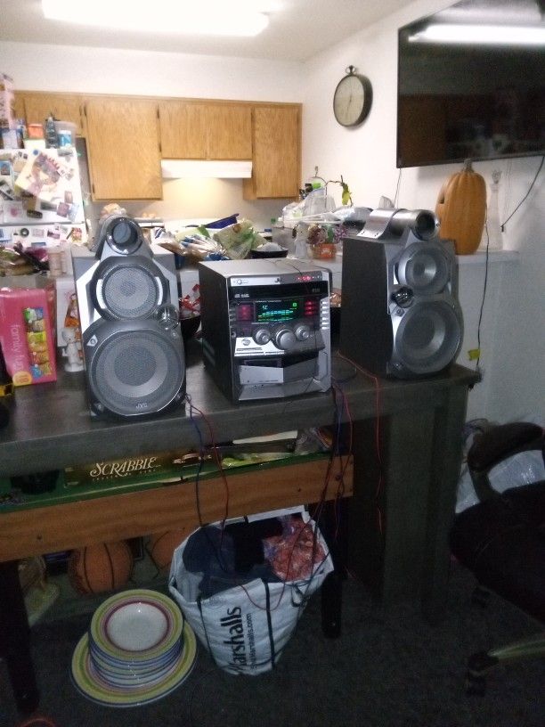 JVC Stereo System