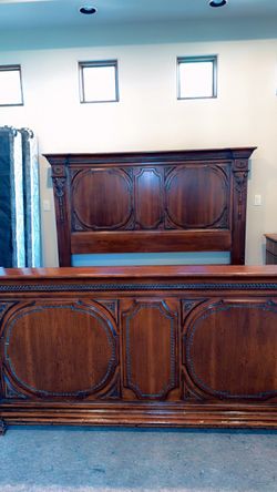 Francesco Molon Italian Style carved King Bed frame