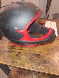 Razor helmet