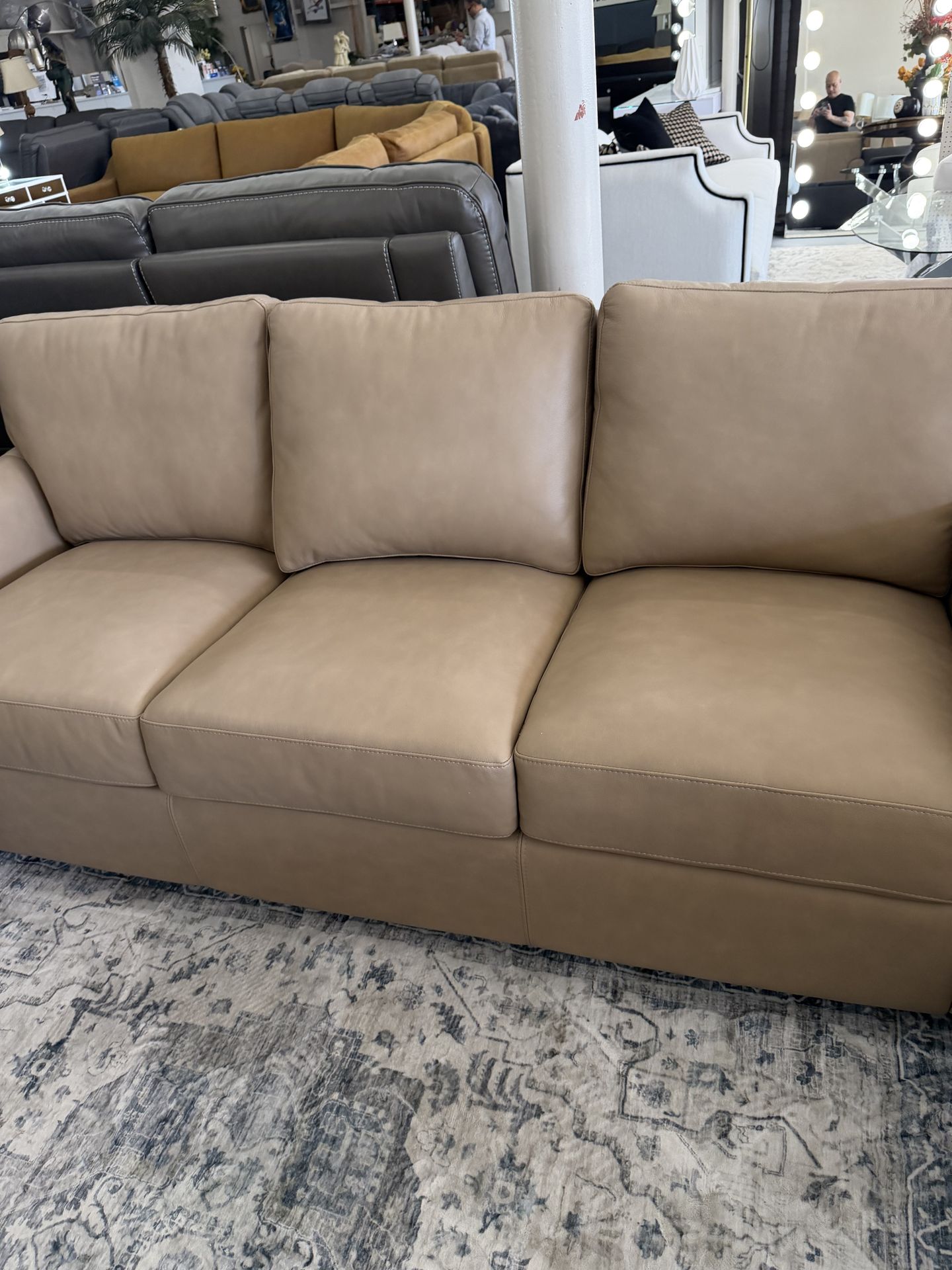 New Leather C. O. U. C. H. E. S. @ FURNITURE LOVE ❤️ Same Day Delivery 🚚