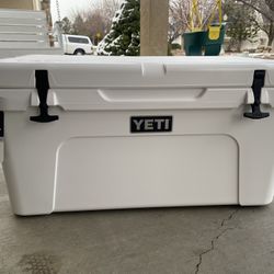 Brand New YETI Tundra 65 Hard Cooler