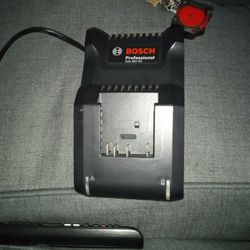 Bosch Professional Charger
