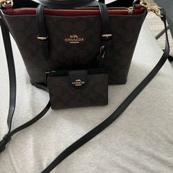 Medium Size Coach Bag & Matching Small Size Wallet