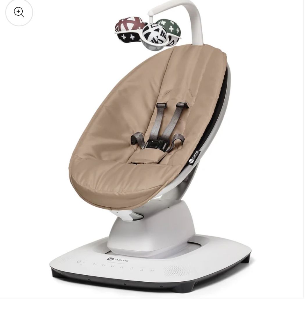 4 Moms Swing New In The Box Mamaroo 